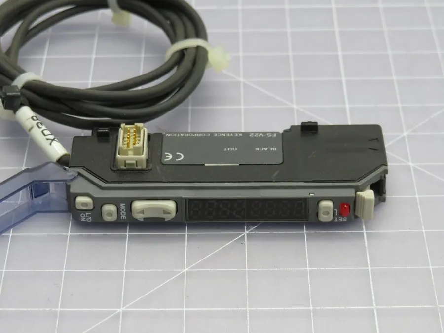 Датчик KEYENCE FS-V22 Fiber Optic Sensor