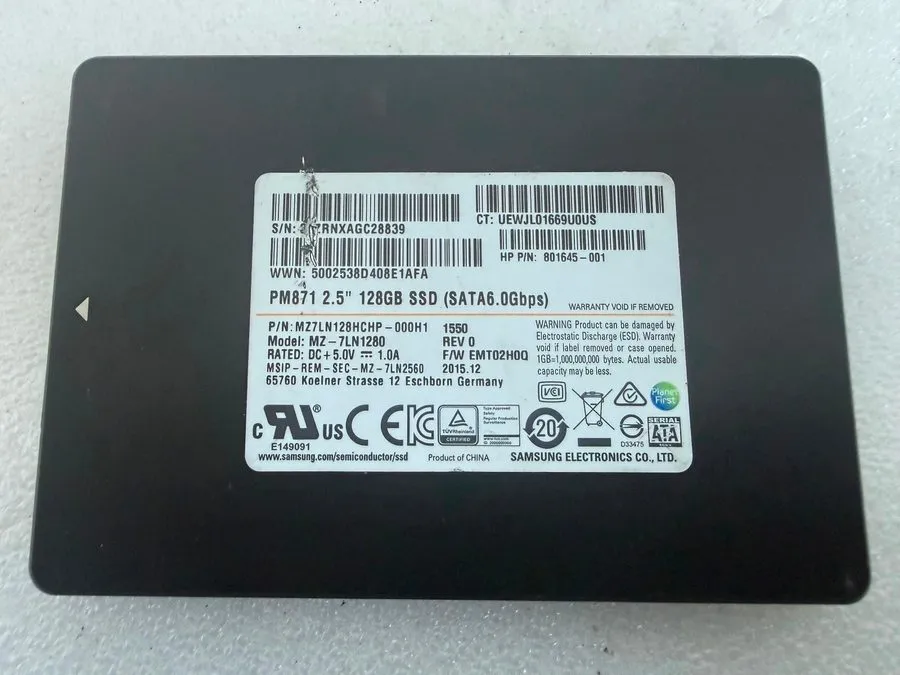 SSD-накопитель Samsung PM871 128GB 2.5" SATA 6Gb/s Solid State Drive SSD MZ-7LN1