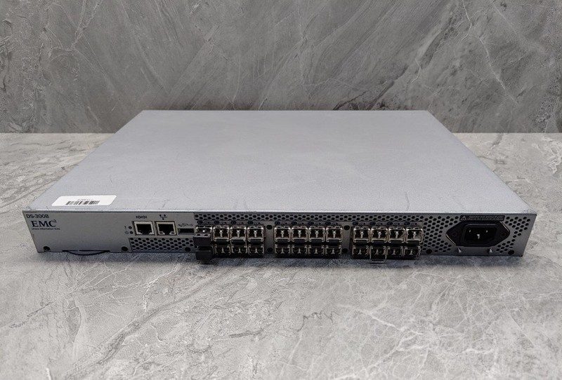 Коммутатор Brocade EMC DS-300B 8Gb Fibre Channel Switch 100-652-065, 24 Ports, S