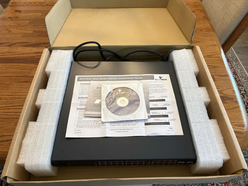Коммутатор EtherWAN EX17242 Web-Smart 24-Port PoE Gigabit Ethernet Switch
