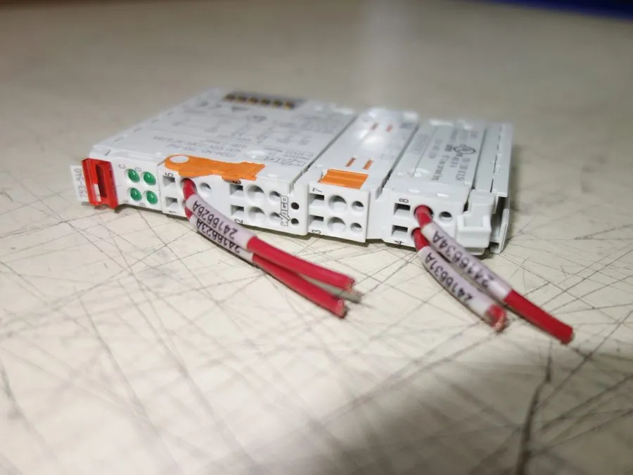 Модуль ввода-вывода Wago 753-540 DIN Rail Digital Output Module Spring Terminal 