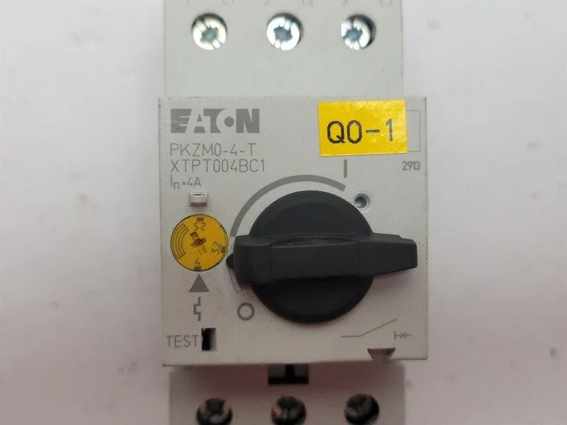 Автоматический выключатель Eaton PKZM0-4-T Motor Protection Circuit Breaker 4A 3