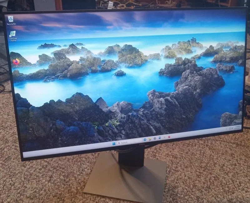 Монитор Dell UltraSharp U2419H 24-inch LCD Monitor HDMI DP 1920x1080