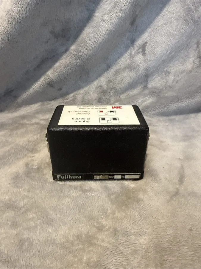 Скалыватель Fujikura CT-04 High Precision Fiber Cleaver