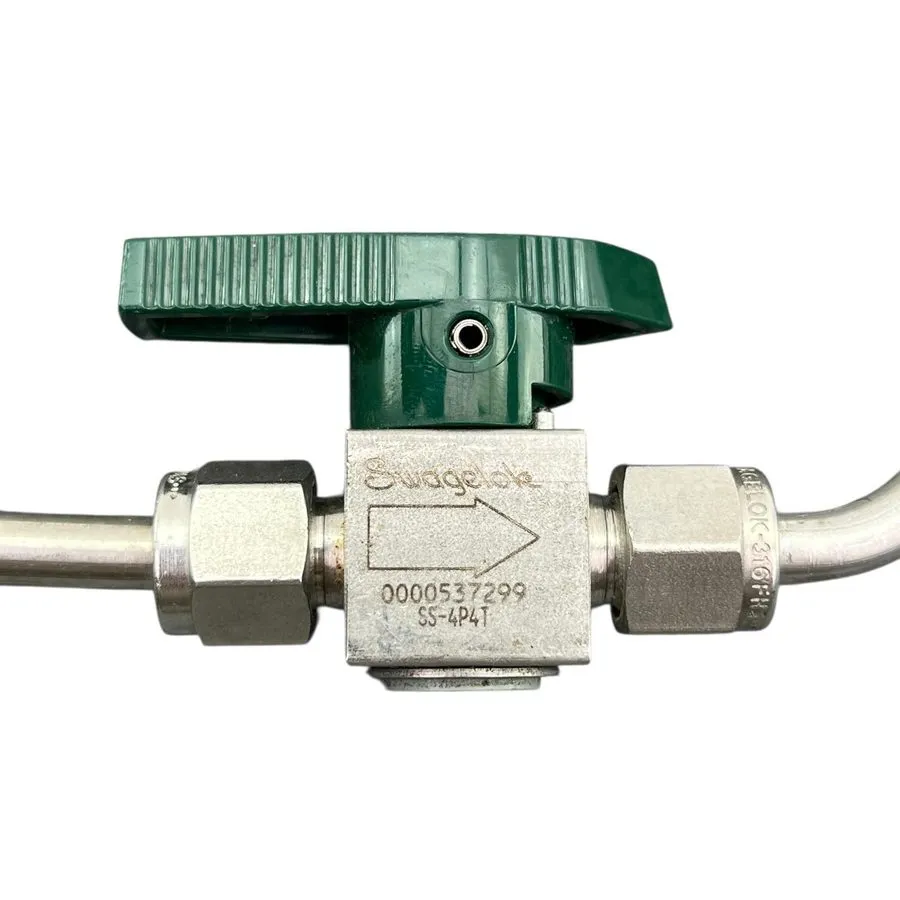 Клапан SWAGELOK SS-4P4T QUARTER TURN PLUG VALVE 1/4" TUBE OD 316SS