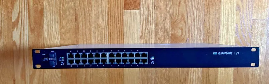 Коммутатор Ubiquiti EdgeSwitch 24 24-Port 500W Managed PoE+ Switch ES-24-500W