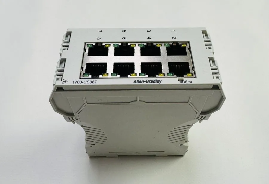 Коммутатор Allen-Bradley 1783-US08T Series A Stratix 2000 8-Port Ethernet Switch — фото лота 1