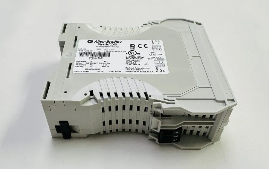 Коммутатор Allen-Bradley 1783-US08T Series A Stratix 2000 8-Port Ethernet Switch — фото лота 2