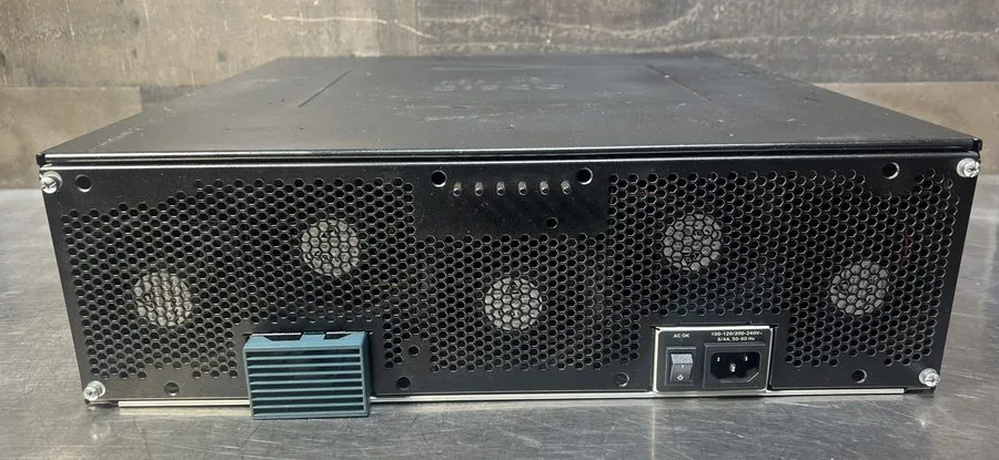 Маршрутизатор Cisco 3900 Series Integrated Service Router C3900-SPE250/K9