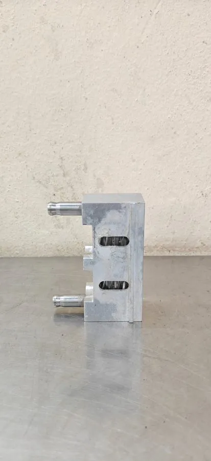 Хроматограф Agilent G1312-60056 Pump Head SL Assembly HPLC Pump Head Lab Instrum — фото лота 1