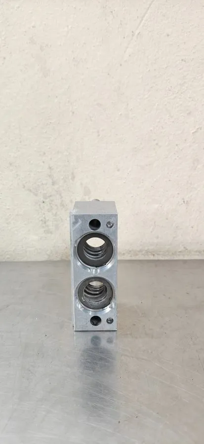 Хроматограф Agilent G1312-60056 Pump Head SL Assembly HPLC Pump Head Lab Instrum — фото лота 2