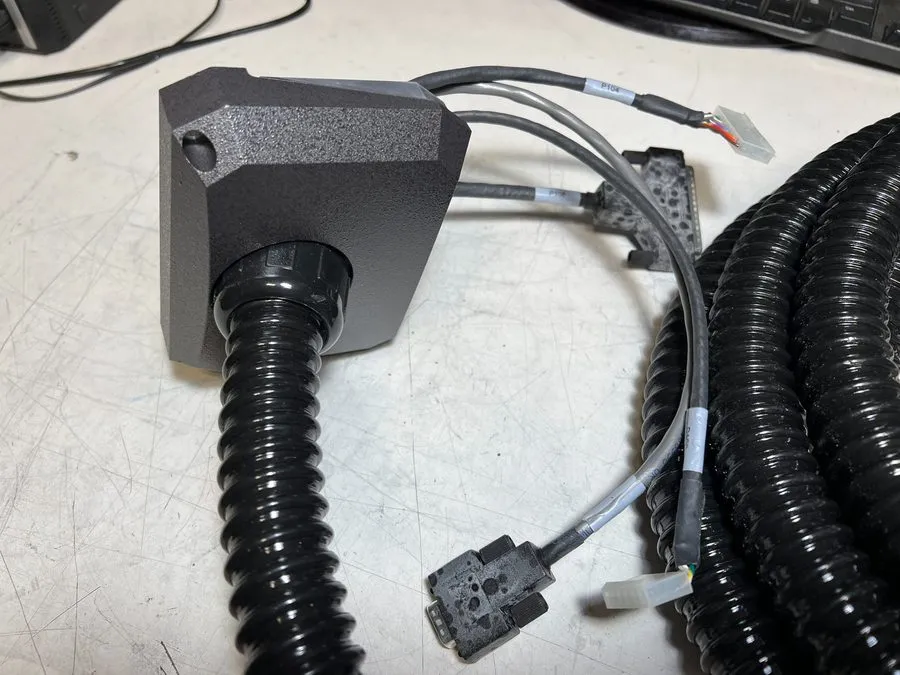 Кабель Coherent 1008671 Verdi Laser Umbilical Cable — фото лота 2