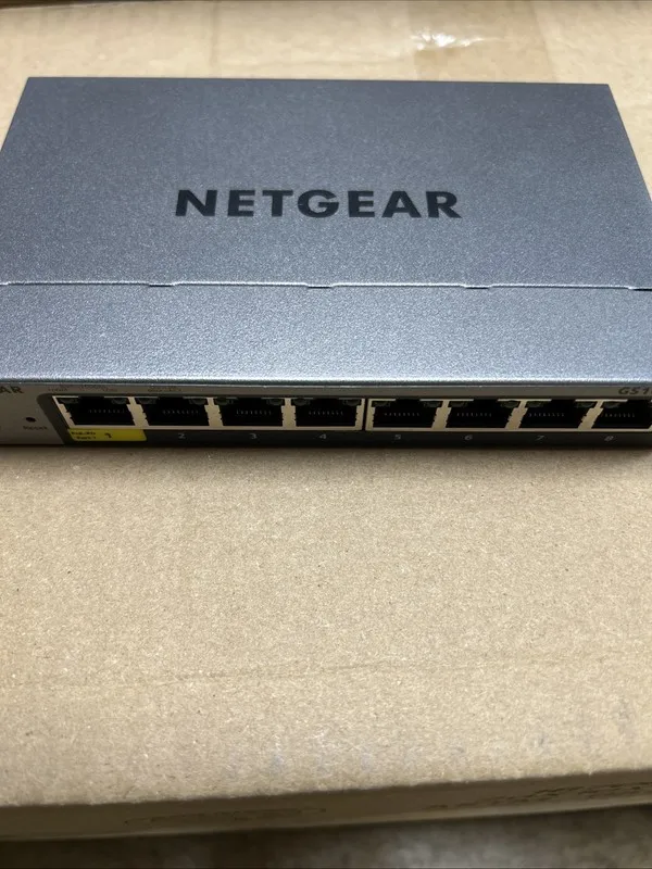 Коммутатор NetGear ProSafe GS108T v2 8-Ports External Ethernet Switch FREE S/H