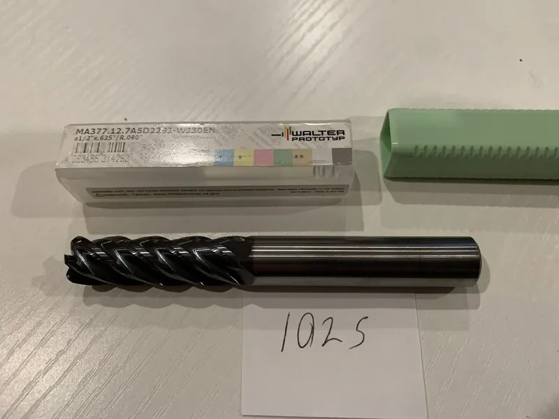 Режущий инструмент Walter Carbide 1/2" 5 Flute .09 Rad Endmill MA377.12.7A5D229J — фото лота 2