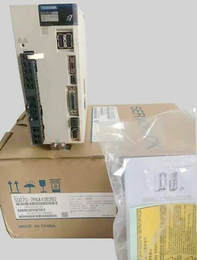 Сервопривод YASKAWA SGD7S-7R6A10B202 Servo Drive