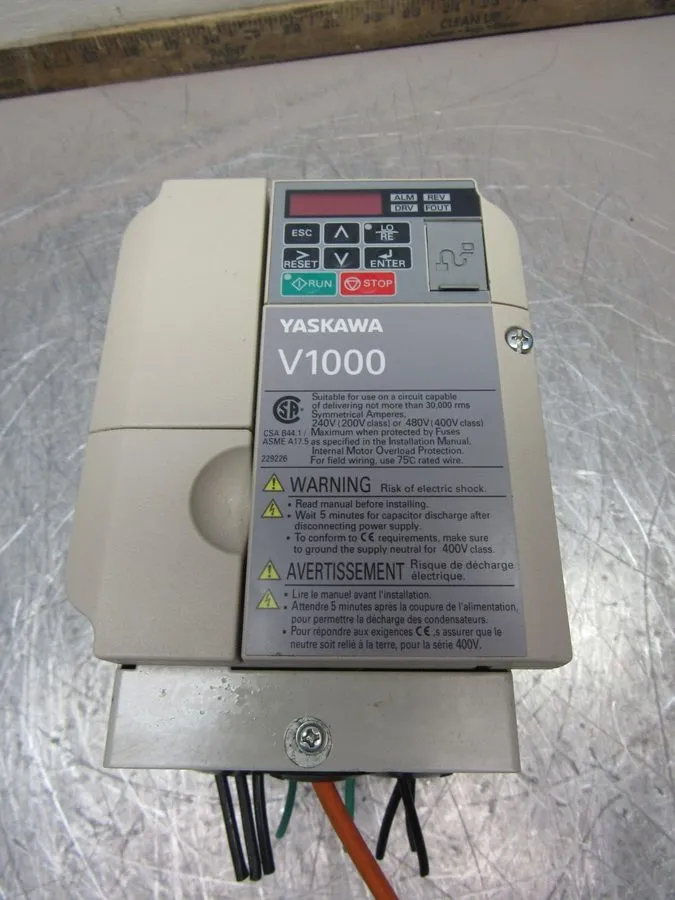 Частотный преобразователь Yaskawa V1000 AC Drive CIMR-VU4A0005FAA Rev. A 3HP 3Ph