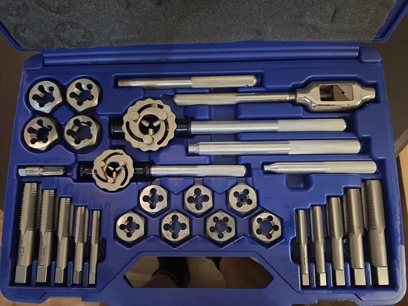 Режущий инструмент Irwin Hanson 97094ZR Tap and Hexagon Die Master Set 9/16"-1" — фото лота 1