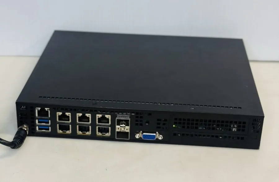 Сервер Supermicro SYS-E300-8D Mini 1U Xeon D-1518 2.2GHz 8GB Ram X10SDV-TP8F