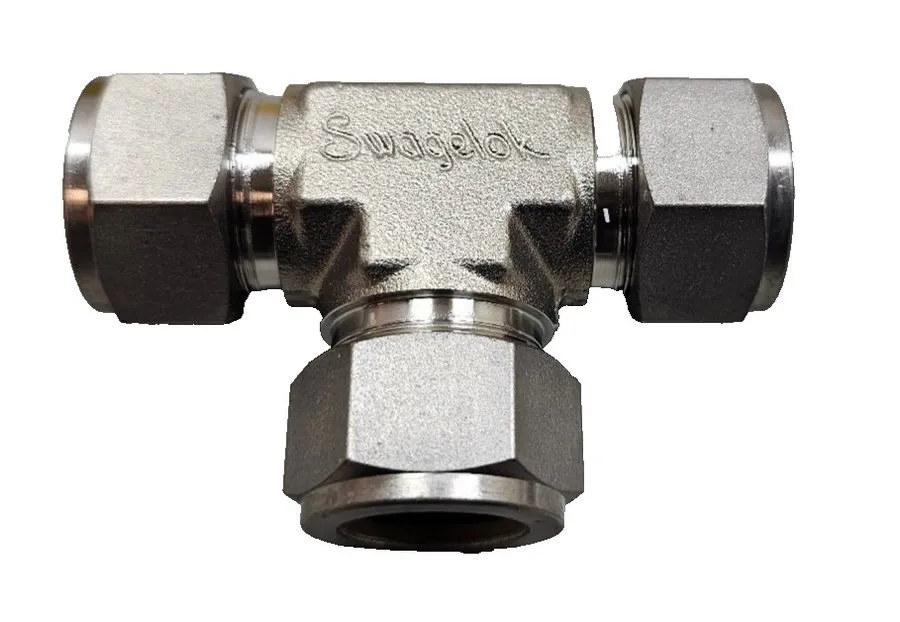 Фитинг Swagelok SS-1210-3 Stainless Steel 3/4 in Compression Tee Fitting