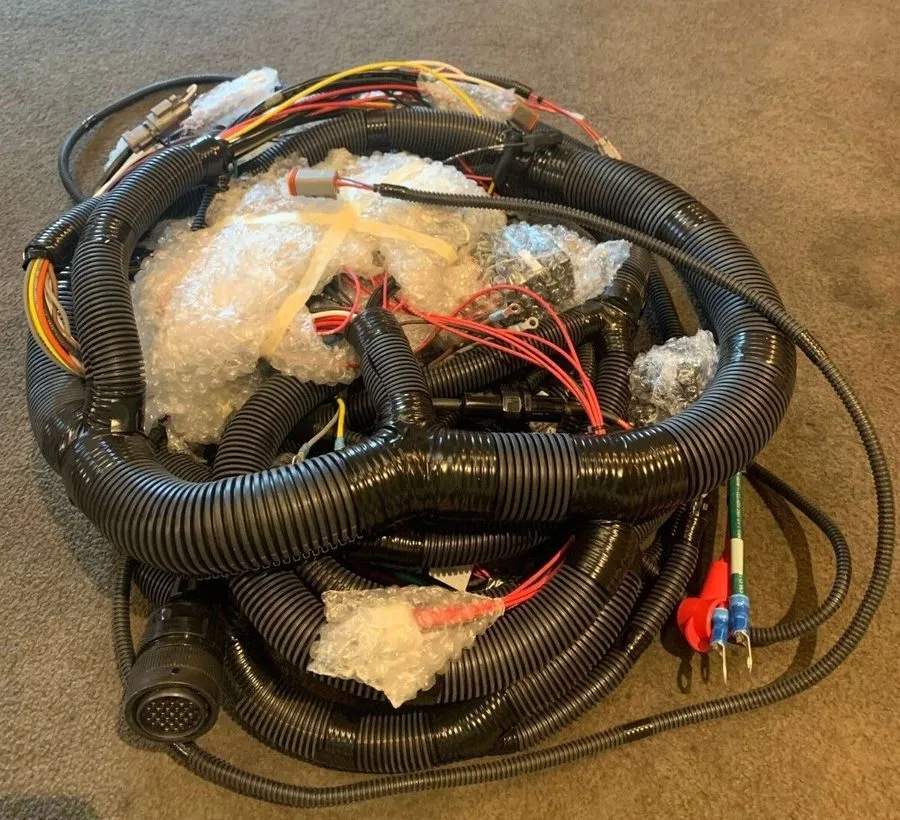 Генератор Cummins C275D2RE Generator Main Wiring Harness C275 P/N A055J376 A045N