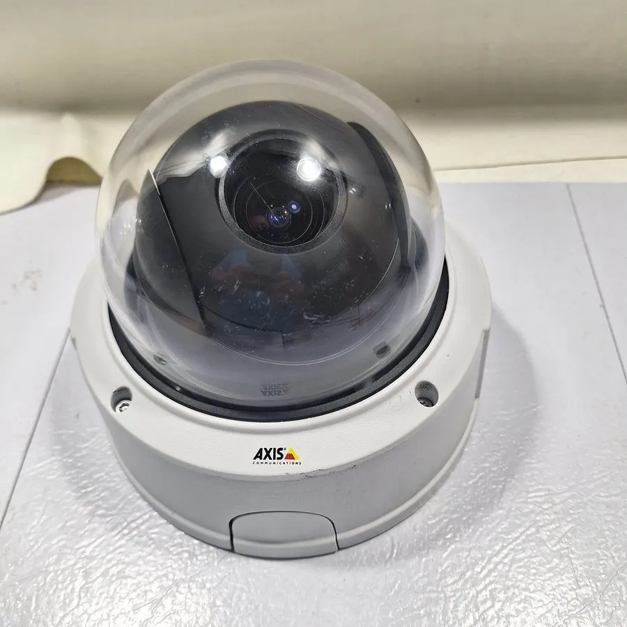 Камера Axis Communications Q3617-VE 6MP Outdoor PTRZ PTZ Network Camera (0744-00