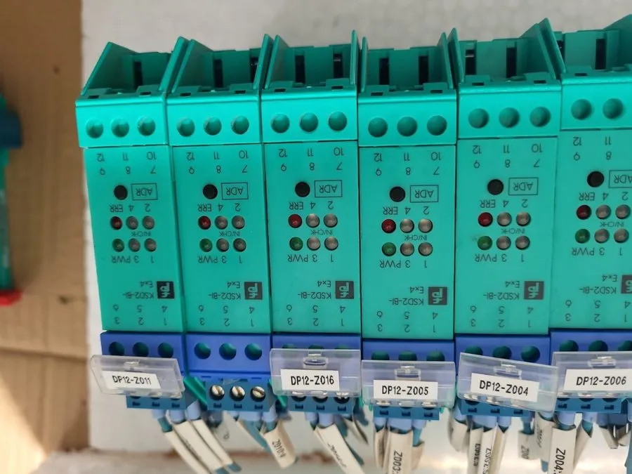 Датчик PEPPERL+FUCHS K-SYSTEM KSD2-BI-EX4 INTRINSIC SAFETY BARRIER 130143 — фото лота 1