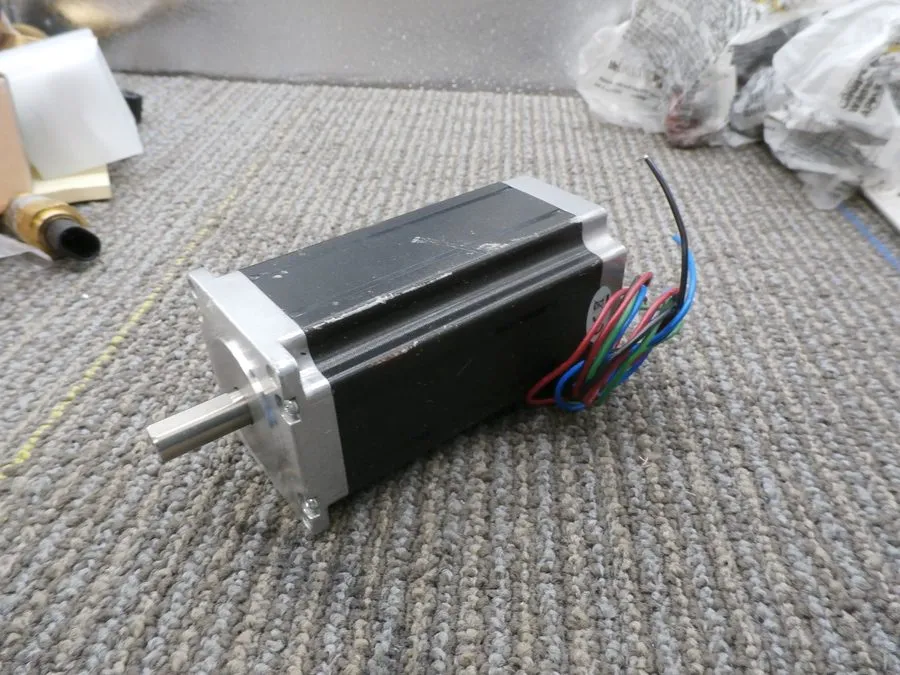 Шаговый двигатель Nema 23 Stepper Motor 3.0Nm(425oz.in) 57x100mm 4.2A 8mm Shaft 