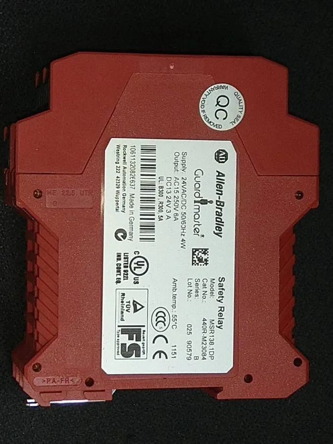 Реле безопасности Allen-Bradley MSR138.1DP Safety Relay 440R-M23084 24VAC/DC Tim