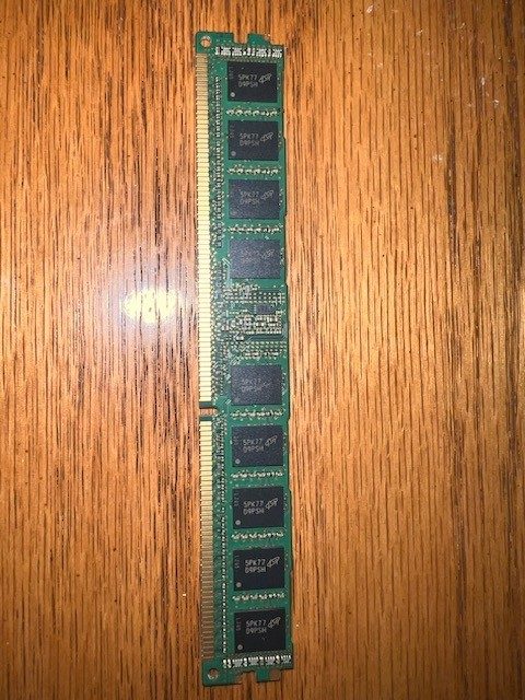 Модуль памяти 4GB Micron MT18KDF51272PDZ-1G6K1HE PC3L-12800R-11-13-L0 240PIN DDR — фото лота 1
