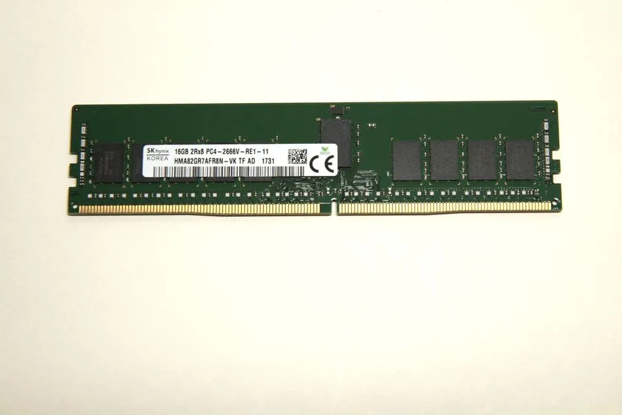 Модуль памяти SK Hynix HMA82GR7AFR8N-VK T3 AA 16GB 2Rx8 PC4-2666V DDR4 ECC Serve