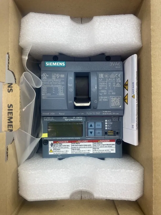 Автоматический выключатель SIEMENS 3VA6225-6JP31-0AA0 3 Pole 600V Circuit Breake