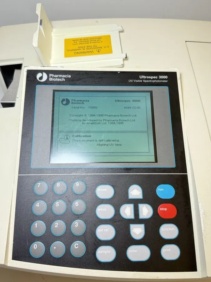 Спектрофотометр PHARMACIA BIOTECH ULTROSPEC 3000 UV/VISABLE SPECTROPHOTOMETER 80