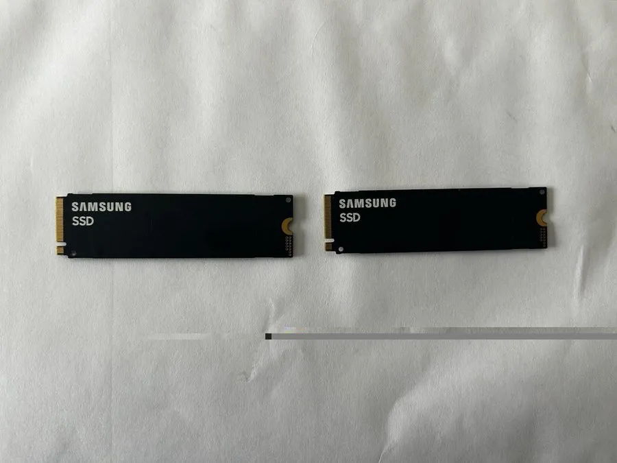 SSD-накопитель Samsung PM9A1 256GB SSD MZ-VL22560 PCIe Gen4x4 NVMe M.2 2280 MZVL — фото лота 1