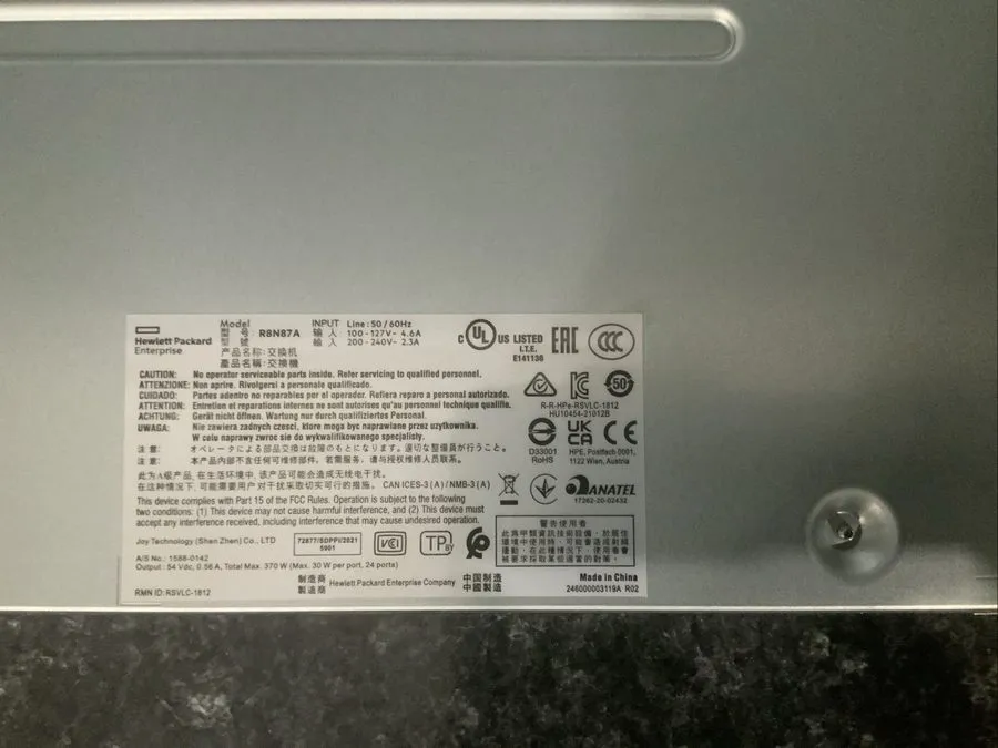 Коммутатор R8N87A HPE Aruba 6000 24G CL4 PoE 4SFP 370W Switch