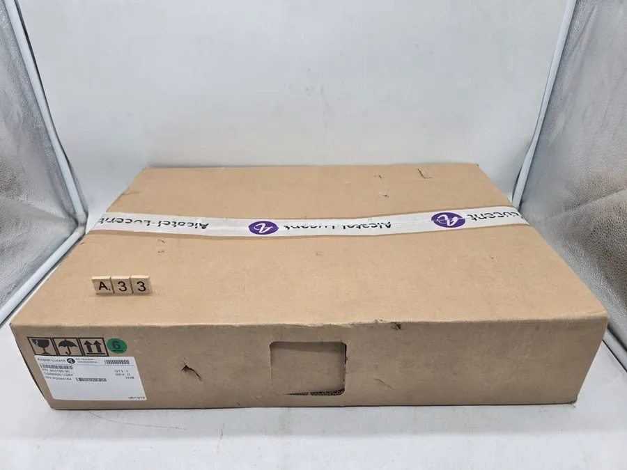 Коммутатор Alcatel-Lucent OmniSwitch OS6850E-U24X 24-Port