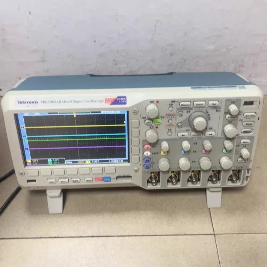 Осциллограф TEKTRONIX MSO2024B 200MHZ 4 CHANNEL 1GS/S MIXED SIGNAL OSCILLOSCOPE