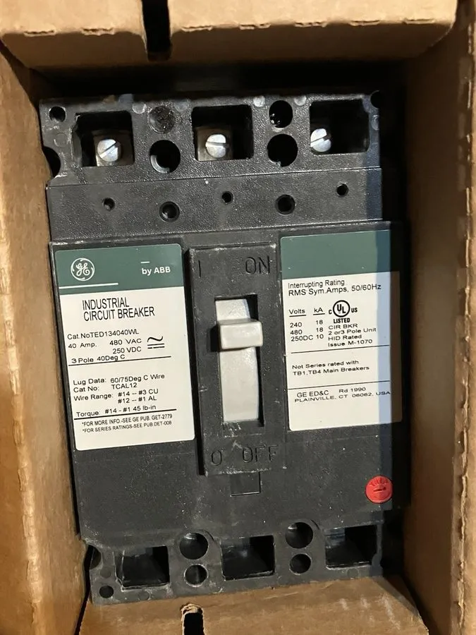 Автоматический выключатель General Electric GE TED134040WL 3p 40a 480v Circuit B