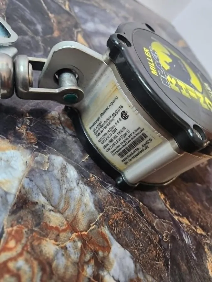 Складское оборудование Miller Black Rhino Fall Protection Lifeline для Construct — фото лота 1