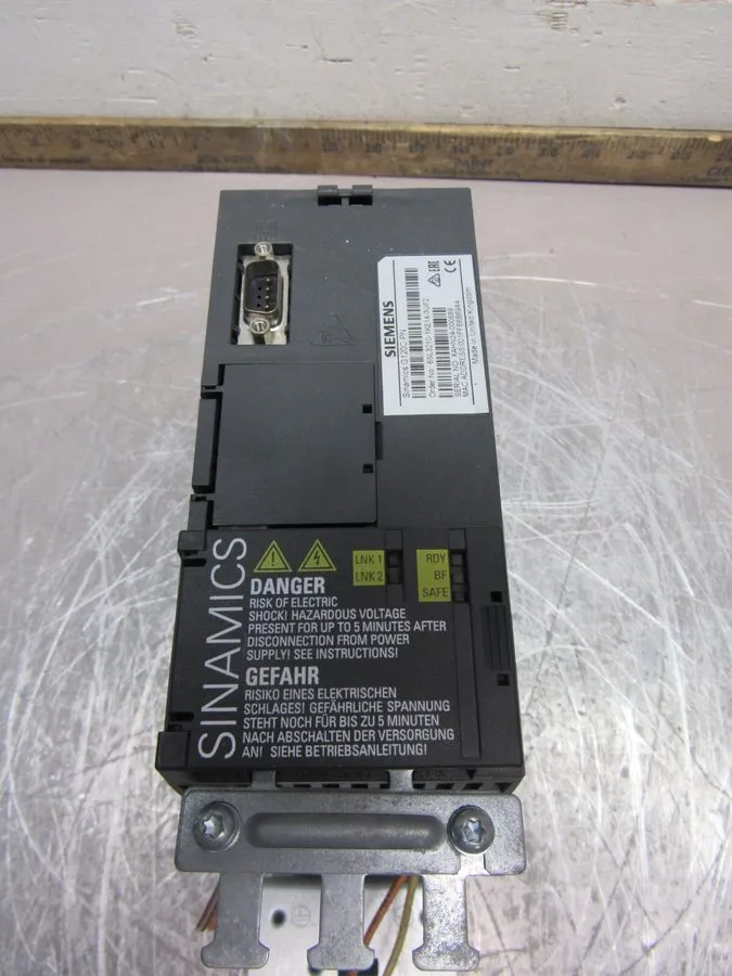 Частотный преобразователь SIEMENS SINAMICS G120C PN 6SL3210-1KE14-3UF2 1.5KW 380