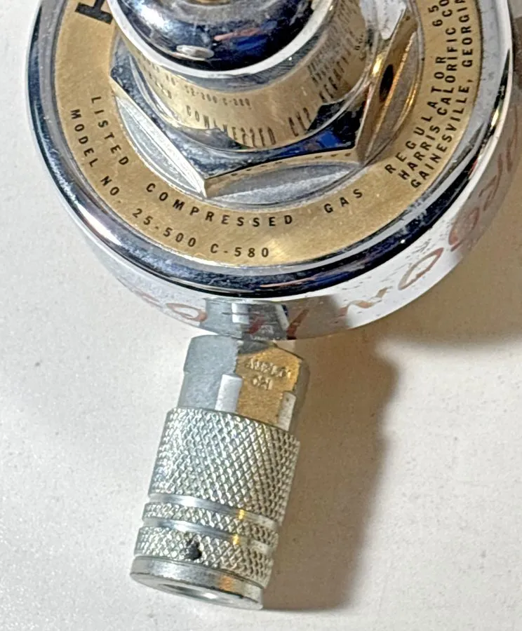 Трубопроводная арматура Harris Single Stage Pressure Regulator 25-500C-580 — фото лота 1