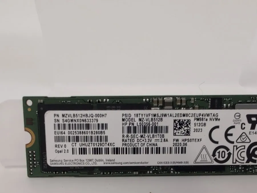SSD-накопитель Samsung PM981a 512GB NVMe M.2 2280 SSD MZVLB512HBJQ-000H7