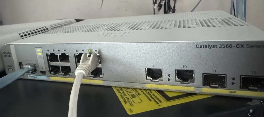 Коммутатор Cisco Catalyst 3560-CX WS-C3560CX-8TC-S Fanless 8-Port Switch IOS15