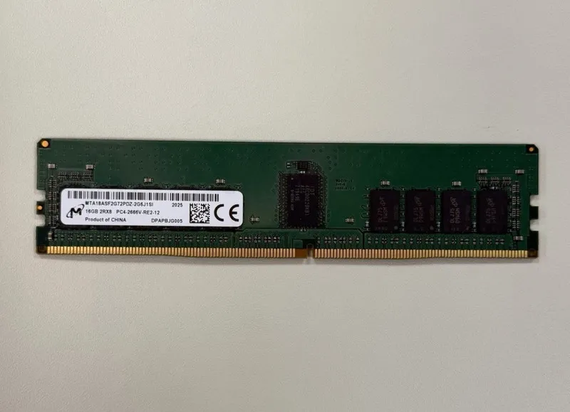 Модуль памяти Micron 16GB 2Rx8 DDR4 PC4-2666V-RE2-12 ECC Server RAM MTA18ASF2G72
