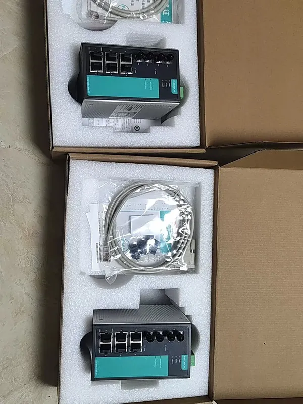 IIoT-устройство MOXA EDS-508A-MM-ST Ethernet Switch