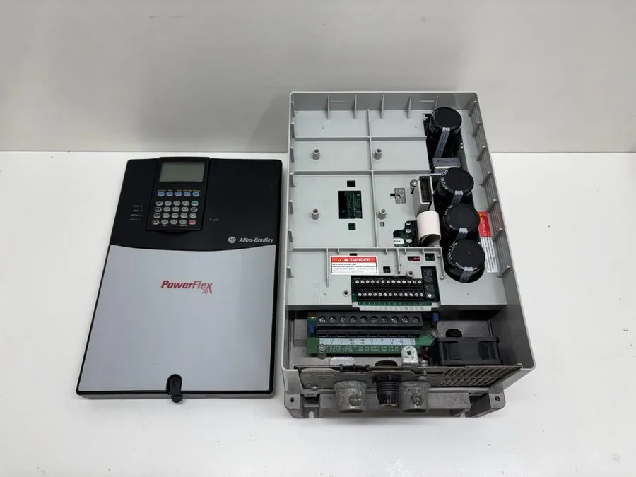 Частотный преобразователь ALLEN BRADLEY 20AD022A3AYNANC0 SER A POWERFLEX 70 DRIV