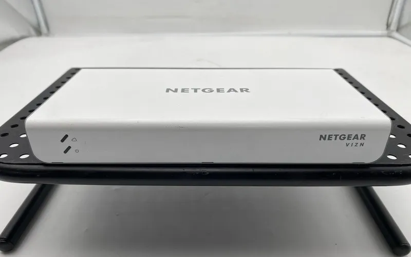 Коммутатор Netgear Insight Vizn GC110 8 port Lan + 2 x SFP Smart Cloud Managed S