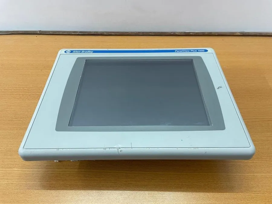 Панель оператора Allen Bradley 2711PC-T10C4D1 Panelview Plus 1000 Assembled Term