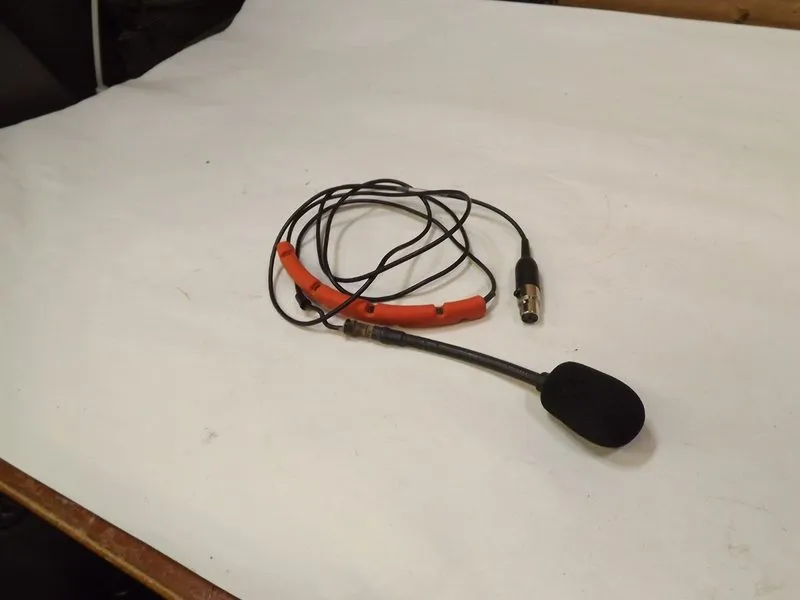 Микрофон Shure SM31FH Fitness Headset Microphone DESCRIPTION