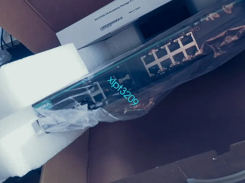 IIoT-устройство MOXA IKS-6726A-2GTXSFP-HV-T 26-port Industrial Ethernet Switch