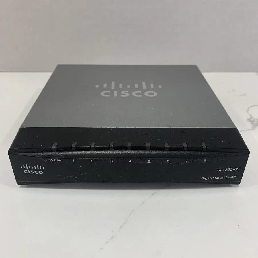 Коммутатор Cisco SG200-08P 8-port Gigabit PoE Smart Switch (SLM2008PT)